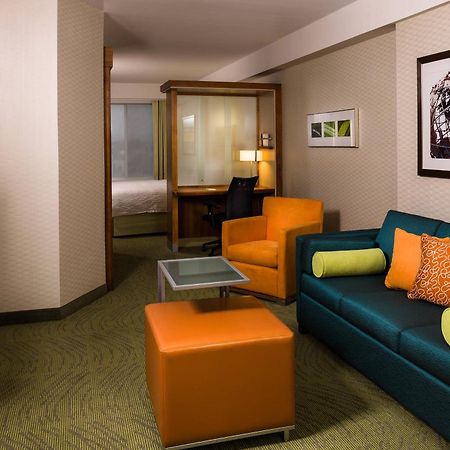Springhill Suites By Marriott New York Laguardia Airport Bagian luar foto