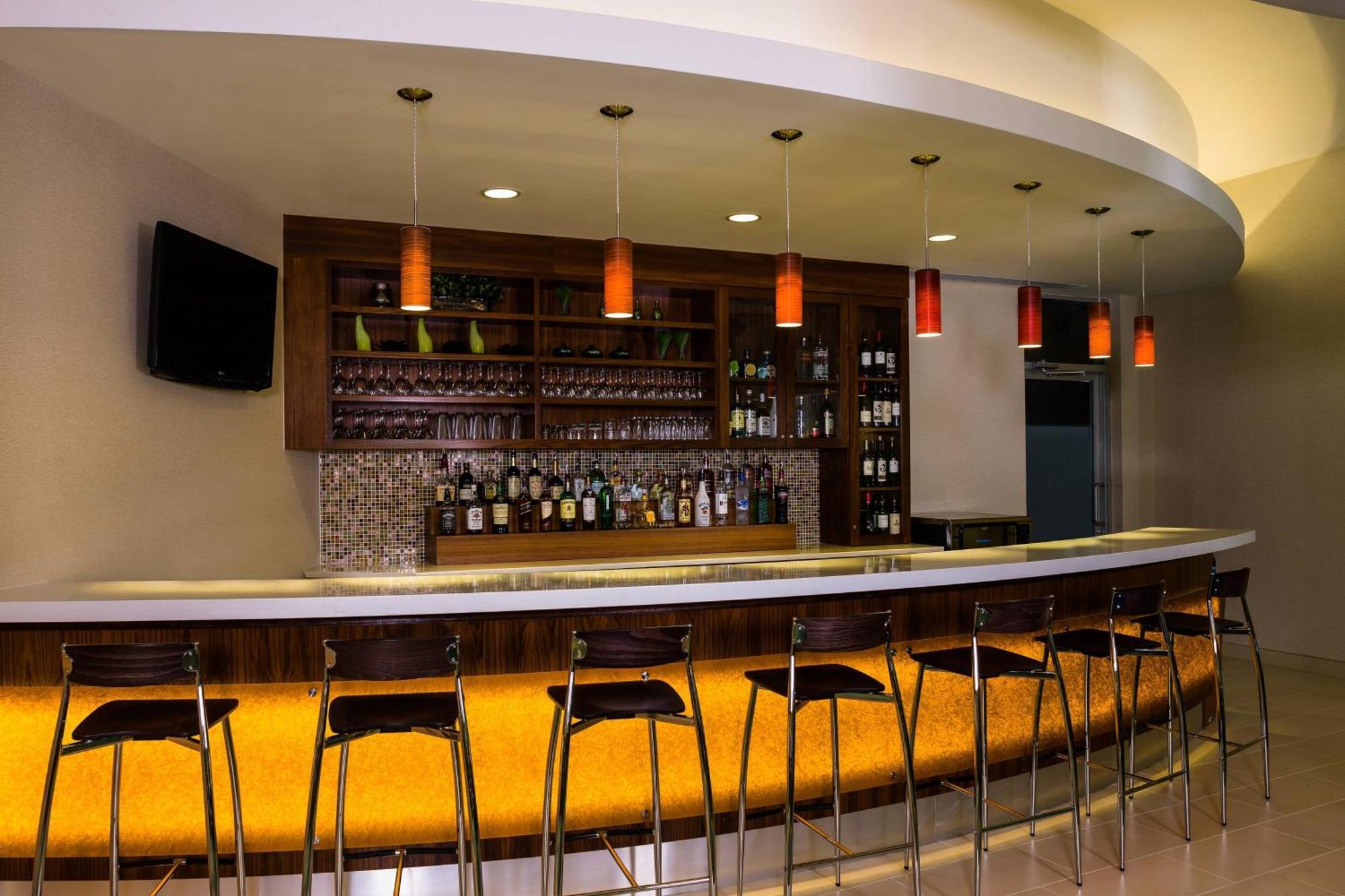 Springhill Suites By Marriott New York Laguardia Airport Bagian luar foto