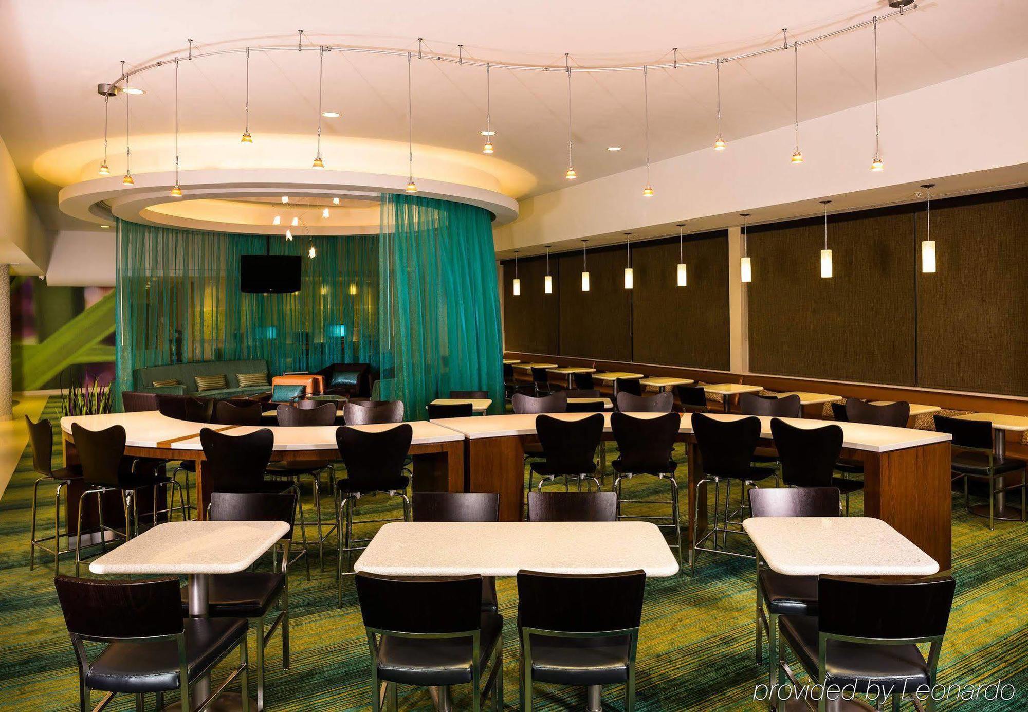 Springhill Suites By Marriott New York Laguardia Airport Bagian luar foto