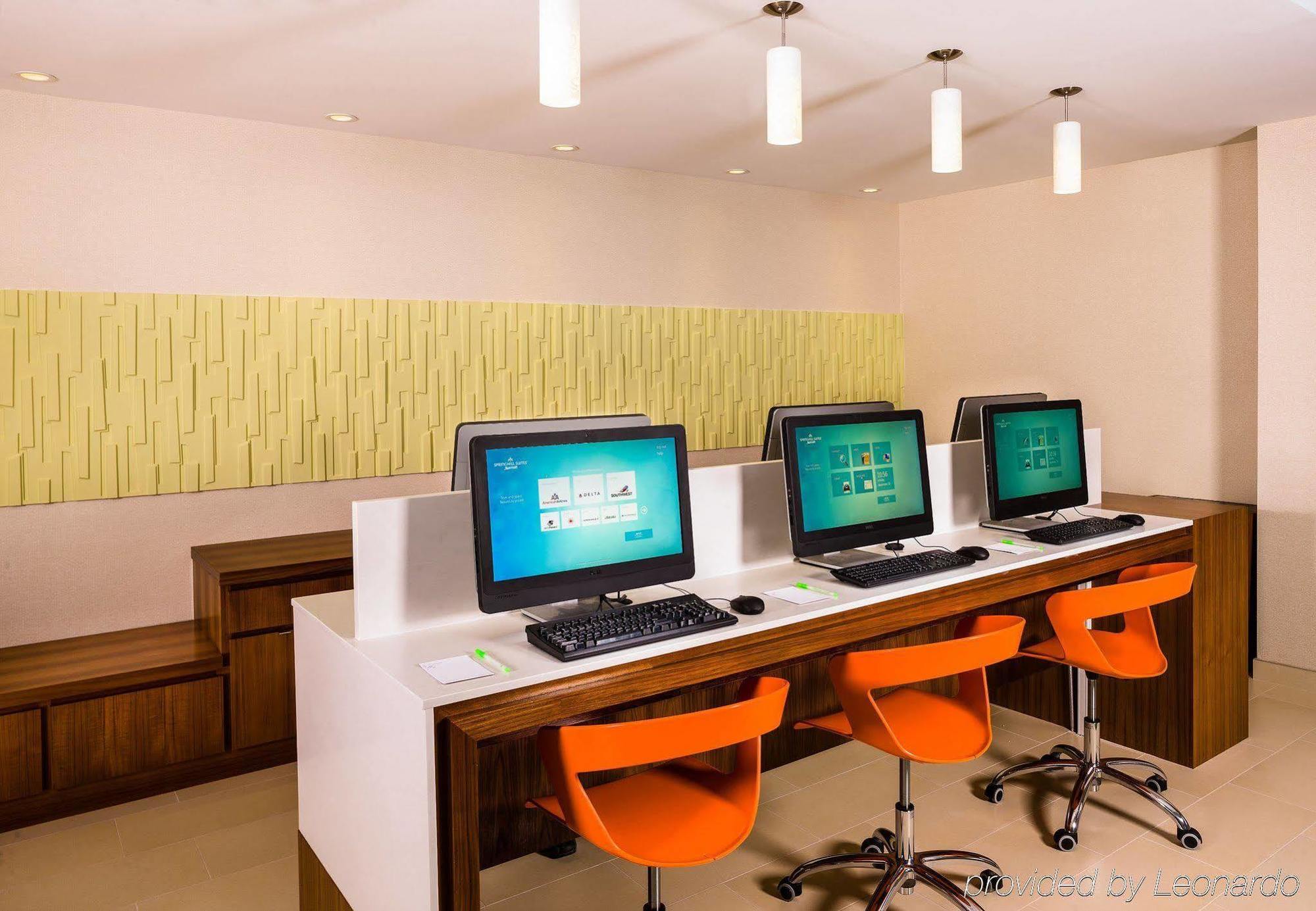 Springhill Suites By Marriott New York Laguardia Airport Bagian luar foto