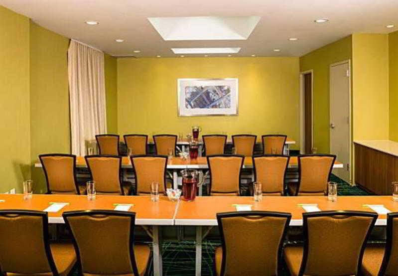 Springhill Suites By Marriott New York Laguardia Airport Bagian luar foto